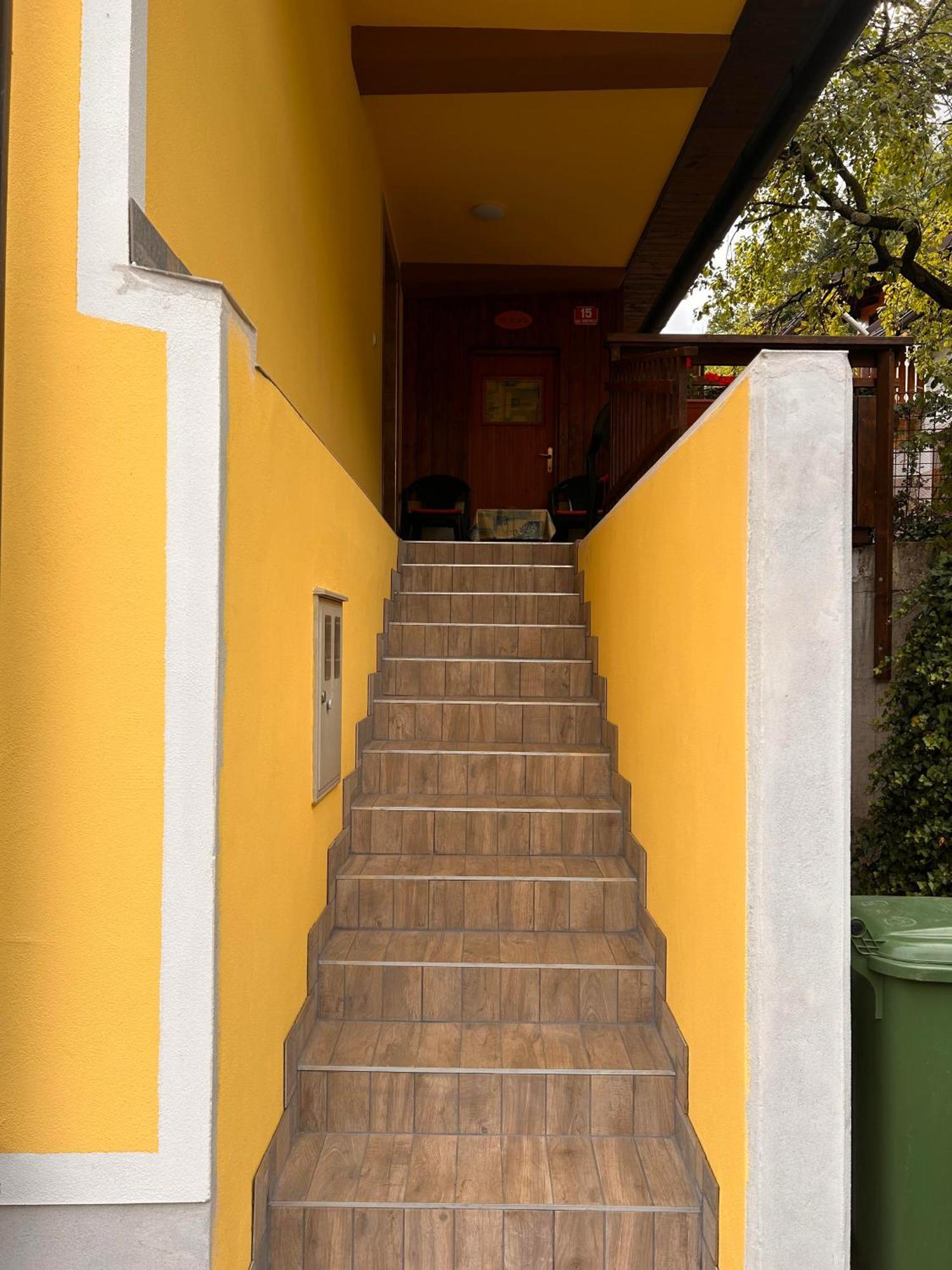 Apartma Brin 보베츠 외부 사진